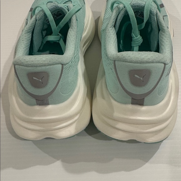 Puma MagMax Nitro Women’s Size 8 New!! - Picture 5 of 8